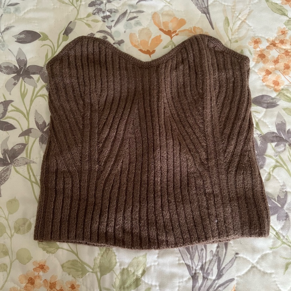 Grey Ribbed Strapless Top